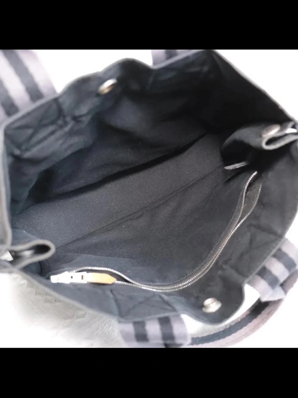 Hermes compact messenger